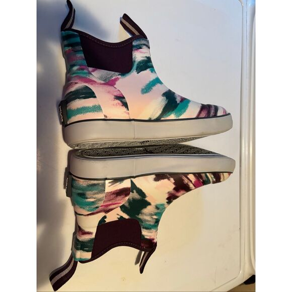 HUK Fishing Boots - Picture 3 of 4